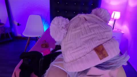 cuckoldlover69_ online show from February 2025 03:40:01 AM