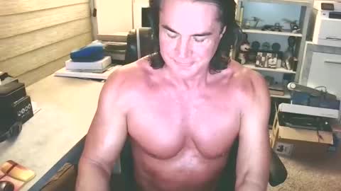 Snapshot of cucuforcocopuffs chatting on November 2025 04:01:01 AM Yup... kinda old but Stop in and say hello online show from November 2025 04:01:01 AM