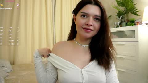 Ellie online show from September 2025 04:40:02 PM