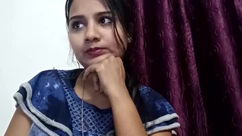 Snapshot of cuddlemuffins_3110 chatting on December 2025 01:27:02 PM cuddlemuffins online show from December 2025 01:27:02 PM