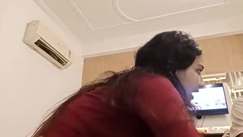 cuddlemuffins online show from February 2026 05:39:01 AM