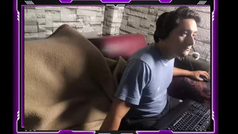 Snapshot of cuerosex chatting on October 2025 01:50:01 AM CueroSex online show from October 2025 01:50:01 AM