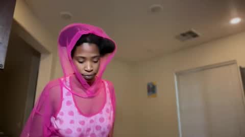 Snapshot of cum2charmxx chatting on November 2025 02:34:02 PM cum2charmxx online show from November 2025 02:34:02 PM