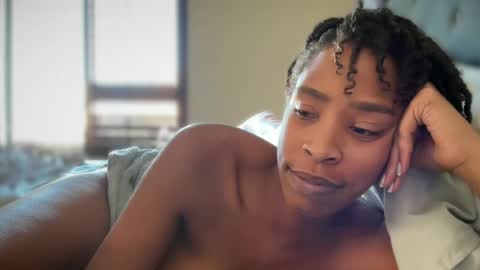 cum2charmxx online show from August 2026 12:42:01 AM