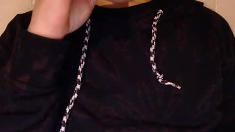 Angela online show from December 2025 04:38:01 PM