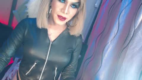 CUMMELA SLUTI online show from July 2026 10:11:02 AM