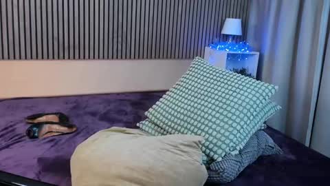 Snapshot of cum_angel00 chatting on February 2025 06:18:02 AM Angel Cums room online show from February 2025 06:18:02 AM