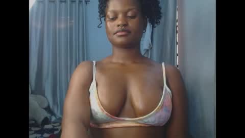 Snapshot of cum_ebony_petitxx chatting on May 2026 06:32:01 AM cath online show from May 2026 06:32:01 AM