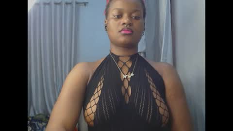 Snapshot of cum_ebony_petitxx chatting on May 2026 06:30:01 AM cath online show from May 2026 06:30:01 AM