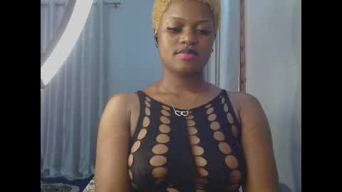 Snapshot of cum_ebony_petitxx chatting on June 2026 06:56:01 AM cath online show from June 2026 06:56:01 AM