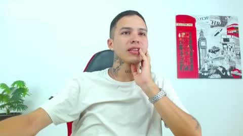 cumandres online show from April 2026 03:18:02 PM