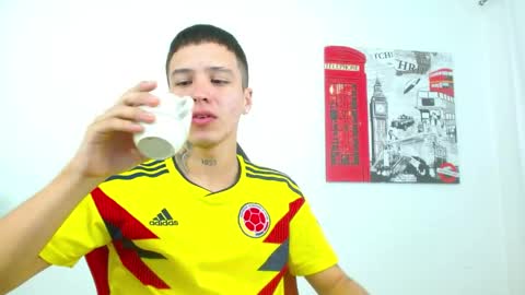 cumandres online show from June 2026 03:06:01 PM