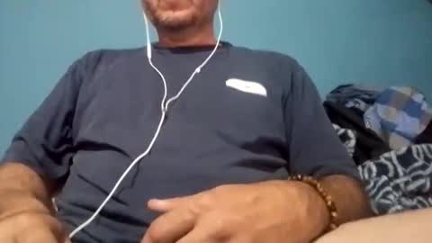 cumbian_chero online show from April 2026 02:43:02 PM