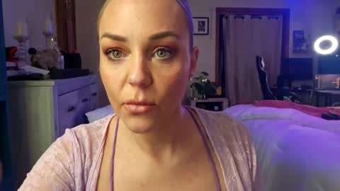 cumguzzlingskank online show from May 2026 03:24:02 AM