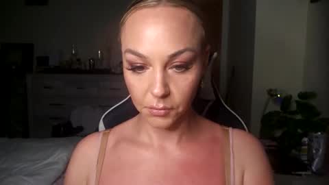 cumguzzlingskank online show from May 2026 04:20:02 AM