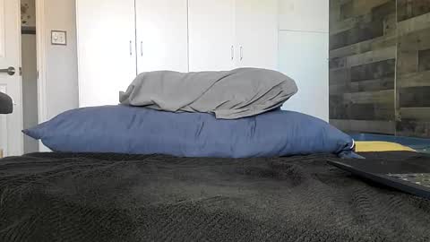 Snapshot of cummfights chatting on December 2025 05:50:01 PM Charlie Mitchell online show from December 2025 05:50:01 PM