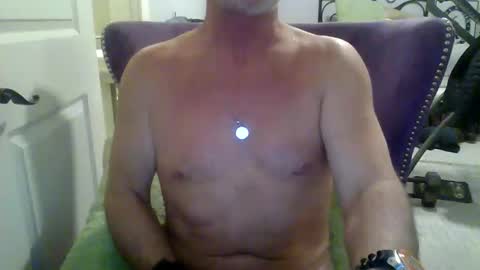 Snapshot of cumngetit910 chatting on February 2026 09:07:01 PM cumngetit910 online show from February 2026 09:07:01 PM