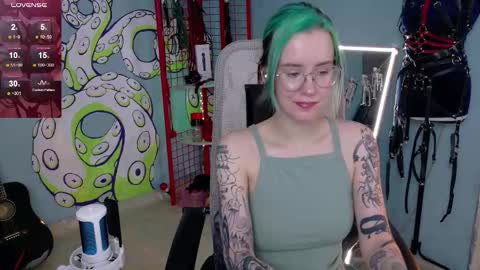 Snapshot of cumpotikeve chatting on February 2026 04:53:02 AM CUMpotikEve online show from February 2026 04:53:02 AM