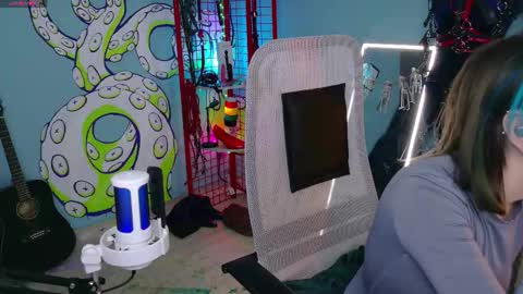 Snapshot of cumpotikeve chatting on March 2026 02:39:02 AM CUMpotikEve online show from March 2026 02:39:02 AM