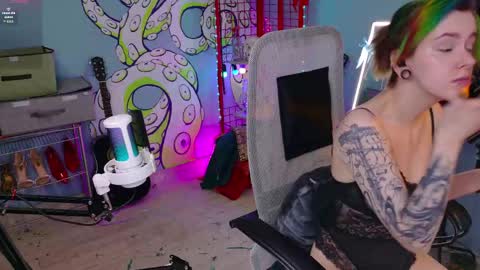 CUMpotikEve online show from April 2026 03:59:01 AM