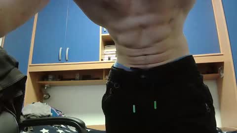 Snapshot of cumreacher701430 chatting on January 2025 09:04:02 PM Reacher online show from January 2025 09:04:02 PM