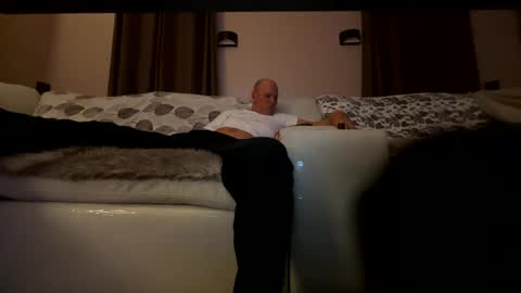 Snapshot of cumslowlyforu chatting on March 2026 03:54:01 AM cumslowlyforu online show from March 2026 03:54:01 AM