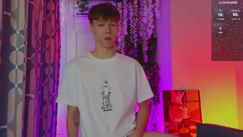 cumte_boy online show from June 2026 01:21:01 AM