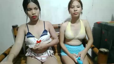 cumwhore4uxox online show from April 2026 05:30:01 PM