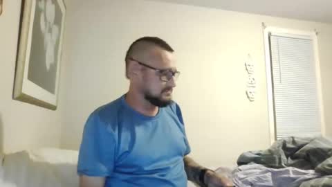 Bash online show from November 2025 04:45:02 AM