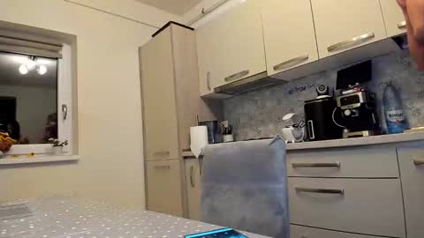 Snapshot of cuplu29 chatting on November 2025 03:39:02 AM maria alex online show from November 2025 03:39:02 AM