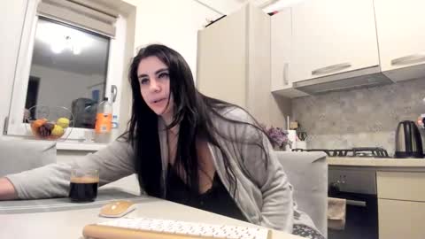 maria  alex online show from April 2026 12:56:01 AM