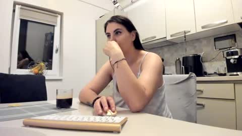 maria  alex online show from June 2026 01:36:02 AM