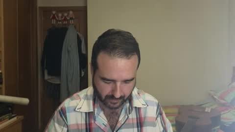 curiosillo1983 online show from October 2025 08:54:02 PM