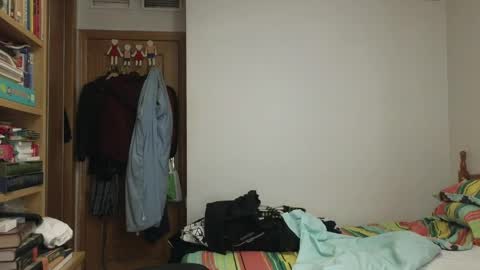 curiosillo1983 online show from April 2026 03:04:02 AM