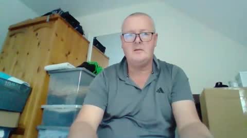 curiousax77 online show from November 2025 10:35:02 AM