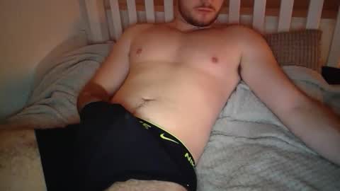 Snapshot of curiousharryxx chatting on February 2026 09:22:02 PM BritishHarry online show from February 2026 09:22:02 PM