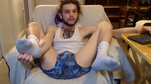 Snapshot of curiouss25 chatting on December 2025 08:14:02 PM curiouss25 online show from December 2025 08:14:02 PM