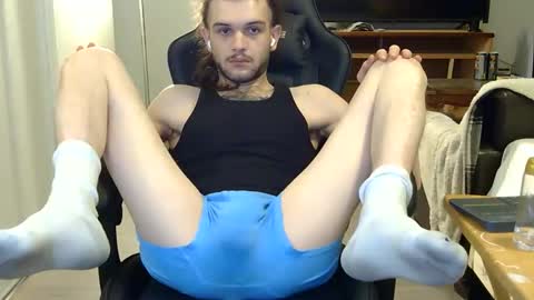 Snapshot of curiouss25 chatting on January 2026 06:35:01 PM curiouss25 online show from January 2026 06:35:01 PM