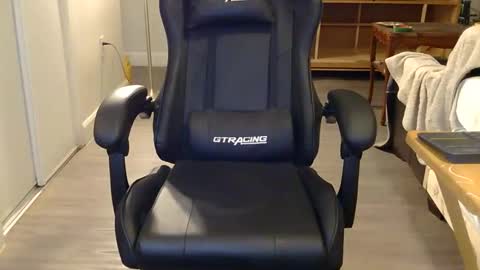 Snapshot of curiouss25 chatting on January 2026 09:31:01 PM curiouss25 online show from January 2026 09:31:01 PM