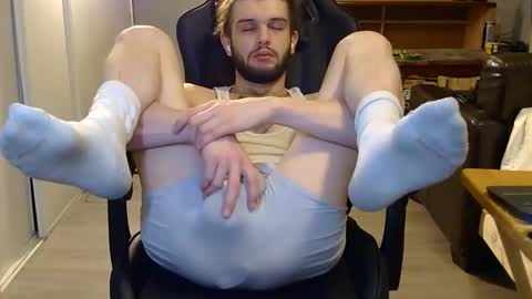 Snapshot of curiouss25 chatting on February 2026 05:17:02 PM curiouss25 online show from February 2026 05:17:02 PM