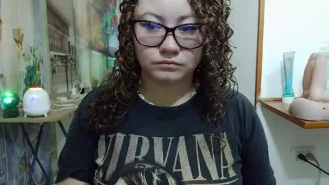 Vannesa online show from May 2026 03:00:01 AM