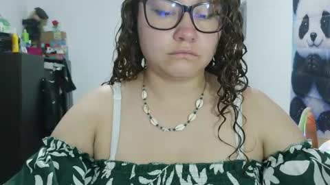 Vannesa online show from June 2026 12:20:01 AM