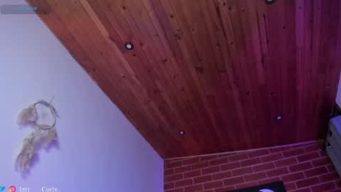curly_scarlett69 online show from May 2026 06:37:01 PM