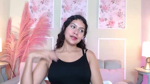 Snapshot of curlydani chatting on October 2025 12:25:02 PM DANI online show from October 2025 12:25:02 PM