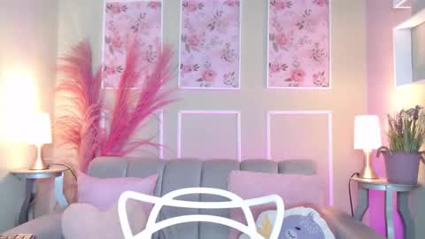 Snapshot of curlydani chatting on October 2025 07:07:02 PM DANI online show from October 2025 07:07:02 PM