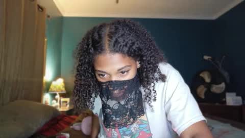 Curlynony online show from September 2025 11:08:01 PM