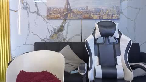 curvy_and_petite23_aws online show from March 2026 03:29:01 PM