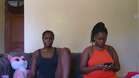 Snapshot of curvyebony1 chatting on February 2025 12:25:02 PM curtis online show from February 2025 12:25:02 PM