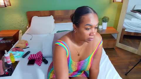 Danna online show from September 2025 08:34:01 PM