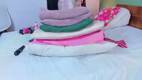 Danna online show from June 2026 12:32:02 AM